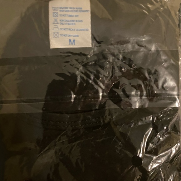 Shut the F@#% Up Cheetah Print Lips T-shirt- NWT - Picture 9 of 10